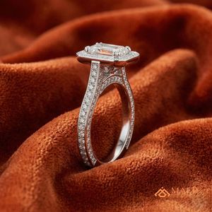 Anillo de Compromiso de Plata Chapado en Oro con Moissanita Corte Esmeralda y Halo para Mujer, Joyería Nupcial Vintage, Regalo de Aniversario - Product Image 3