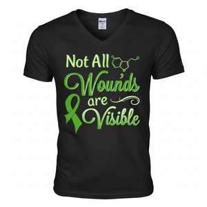 Camiseta Negra con Cuello en V para Hombre, Conciencia sobre la Salud Mental, No Todas las Heridas Son Visibles, Gráfico de Silicona Verde, Estampado de Serotonina - Product Image 5