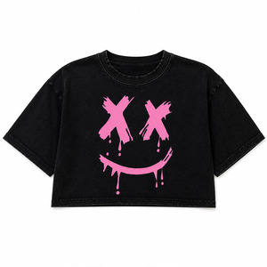Camiseta Corta Negra Lavada con Logo Personalizado Estilo Urbano Y2K para Mujer, Top Gráfico Oversize de Algodón con Corte Holgado para Verano, Camisas de Moda para Mujer - Product Image 5