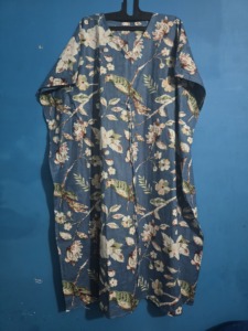 Exclusive Designer Eco-Friendly Cotton Casual Dresses Nighty Gown Sleepwear Maxi Soft Gray Bird Printed Long <b>Kaftan</b> Wholesale - Product Image 2