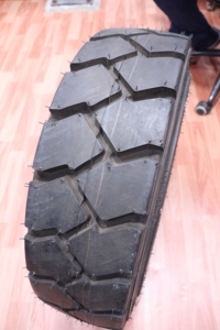High Quality Indian 7.00-12 Forklift <b>Tires</b> Solid Load Capacity High Feature <b>Excavator</b> <b>Tire</b> Available to Export Sales - Product Image 2