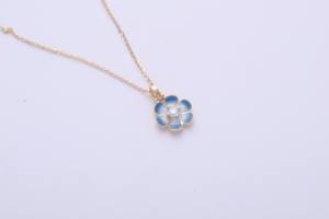 Collar con Colgante de Flor Azul, Plata de Ley 925 Sólida, Pétalo Esmaltado, Centro con Circonita Cultivada en Laboratorio, Joyería - Product Image 2
