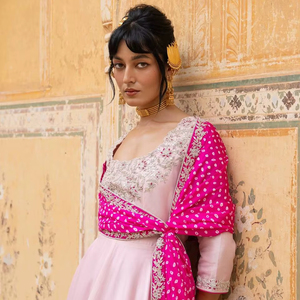 Spécial Aïd : Salwar rose gaufré Bandhani avec dupatta – Robe longue pour mariages et fêtes musulmanes, été comme hiver, séchage rapide, coupe classique - Product Image 1