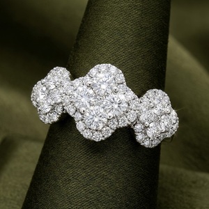 Bijoux fins vintage haut de gamme, anneaux à trois grappes en or blanc massif 18 carats avec diamants naturels, pour femmes, mariage, fiançailles - Product Image 1