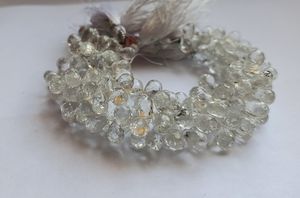 Topacio blanco natural AAA de 8.5 pulgadas, facetado en forma de lágrima, briolette de 6x8 mm, cuentas de topacio blanco para la fabricación de joyería al por mayor. - Product Image 3