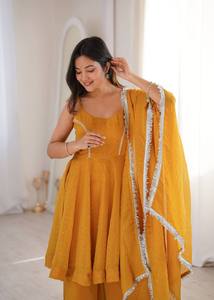 Ensemble Kurta et pantalon traditionnel indien pakistanais en rayonne jaune pour femme, coupe ample longueur cheville avec dupatta pour Diwali - Product Image 4