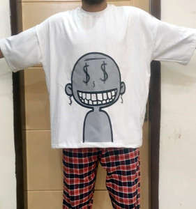 T-shirt graphique ample et carré pour homme – Tee-shirt streetwear en coton premium avec imprimé dessin animé personnalisé - Product Image 4