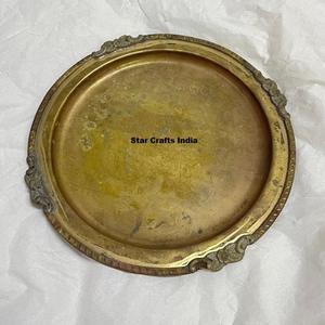 Bandeja Grande de Latón, Forma Ovalada, Acabado Moderno para Esquinas, Asas Decorativas, Ecológica, Apta para Lavavajillas, para una Presentación Elegante - Product Image 1