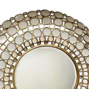 Espejo de Pared Redondo Estilo Bohemio con Marco de Latón y Diseño de Mosaico Circular, Arte Decorativo en Metal - Product Image 3