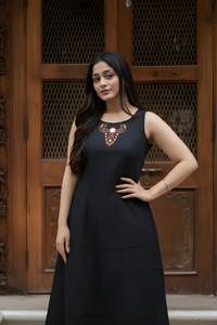 Ensemble Kurta et Palazzo en Coton Doux Noir Brodé, Col Rond, Sans Manches, Coupe Évasée, Longueur Cheville, Tenue Quotidienne Ethnique, Tailles M L XL XXL - Product Image 6