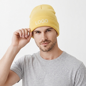 Gorro de Punto Acrílico Personalizado Unisex Amarillo con Bordado, Gorro de Invierno Cálido, Gorro de Esquí Transpirable y Suave para Exteriores con Bufanda - Product Image 3