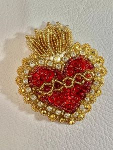 Broche Bordado con Cuentas y Cristales, Diseño Floral de Lujo, para Bodas, Marca MD HANDICRAFTS - Product Image 6