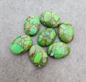 Cabujón de Turquesa Verde Cobre, Gema Ovalada Suelta para Joyería, Manualidades y Coleccionismo - Product Image 3