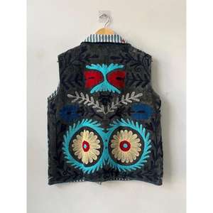 Gilet court sans manches en velours de coton brodé Suzani de haute qualité, vêtement d'extérieur de luxe style bohème, cadeau pour elle - Product Image 4