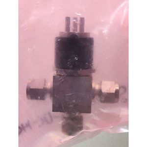 วาล์วบอล 3 ทาง Swagelok รุ่น SS-44XS6-UC-1466, 200 - อุปกรณ์และอะไหล่เซมิคอนดักเตอร์ระดับโลกที่เชื่อถือได้ - Product Image 3