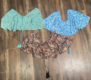 Chemisier à manches courtes froncé à imprimé floral pour femmes, haut court à col en V, tenue d'été décontractée, nouvelle collection 2025 - Product Image 4