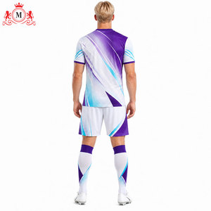 Ensemble maillot et short de football personnalisé violet et blanc par sublimation, en polyester respirant, uniforme de football pour adulte, détection par aiguille - Product Image 4