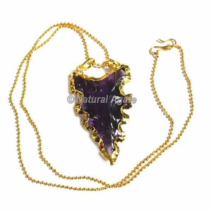 Achetez un collier tendance à pointe de flèche en verre vert électroplaqué, le mieux noté - Product Image 5