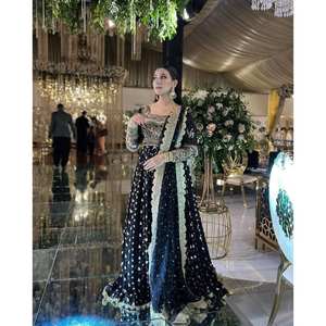 ชุดราตรีออกแบบมีสไตล์กับด้านล่างและ dupatta สำหรับงานปาร์ตี้ - Product Image 3