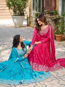 Vestido Maharani Anarkali con Bordado Intenso, Conjunto de 3 Piezas, Seda Americana con Hilo Pesado y Lentejuelas, Vestido y Pantalón con Dupatta - Product Image 3