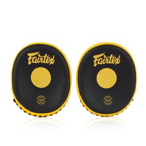 Vente en gros de gants de boxe Fairtex Focus Mitt, design circulaire jaune et noir, en cuir de vache véritable, fabriqués à la main, équipements d'entraînement durables CP-FM-15 - Product Image 1