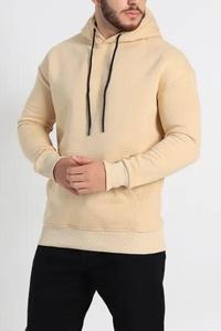 เสื้อฮู้ดผู้ชายสีเบจ พรีเมียม แขนยาว มีฮู้ด ผ้าฟลีซลำลอง มีกระเป๋าจิงโจ้ สไตล์สตรีทแวร์ - Product Image 3