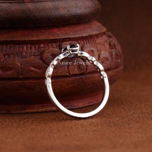 Bague en saphir bleu pour femme, bande de diamants taille marquise, style argent classique - Product Image 5