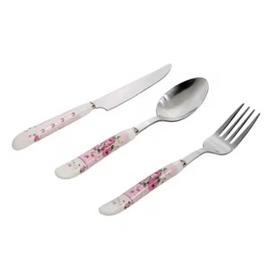 Flower Pattern Metal <b>Flatware</b> <b>Set</b> with Wooden Handles High Mirror Polish Dishwasher Safe for Wedding Occasions Cutlery <b>Set</b> - Product Image 1