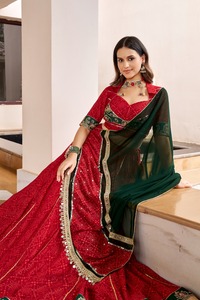 Lehenga Navratri en tissu Georgette avec imprimé Bandhej à effet feuille, dentelle à motif en relief, détails vintage et touche élégante de dentelle Gota Patti - Product Image 5