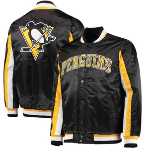 Fabricant de vestes bomber de hockey sur glace personnalisées avec patchs brodés OEM, style streetwear américain, en satin épais coupe-vent pour l'hiver, style universitaire - Product Image 3