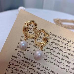 Nouvelles boucles d'oreilles pendantes de style européen et américain de la famille Miao, perle naturelle, diamant d'eau, simple, élégante, tendance - Product Image 3