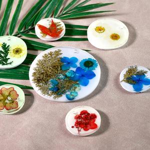 Multi Specification Round Pendant Bag Keychain Resin Silicone <b>Mold</b> - Product Image 4