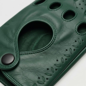 Guantes de Conducción de Cuero Personalizados para Hombre, Fabricados por el Fabricante OEM, Guantes Profesionales para Carreras de Autos, Guantes Premium para Carreras de Autos - Product Image 5