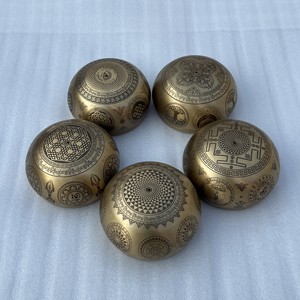 Evana High Quality <b>Tibetan</b> Brass <b>Singing</b> <b>Bowl</b> with Mallet and Cushion for Meditation and Therapy Home Decoration Sound <b>Bowl</b> - Product Image 6