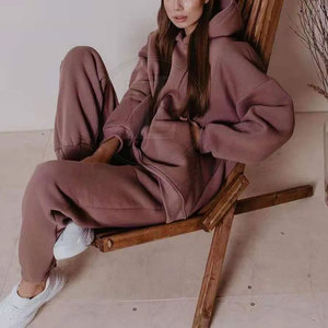 ชุดวอร์มผู้หญิงไซส์ใหญ่ ดีไซน์ล่าสุดสำหรับฤดูหนาว ราคาขายส่ง ชุดวอร์มใส่สบายสำหรับผู้หญิง - Product Image 4