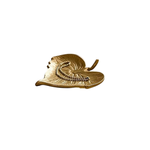 Bandeja Decorativa de Aluminio Dorado con Forma de Hoja en Relieve para Decoración del Hogar, Centro de Mesa, Regalo - Product Image 1
