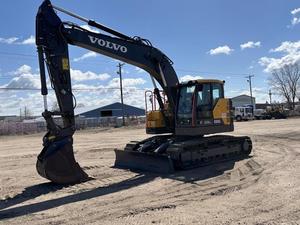 Excavadora de cadenas Volvo ECR 235 D usada con motor de alta eficiencia, caja de cambios y PLC - Product Image 2