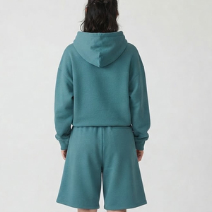 Ensemble de survêtement à capuche pour femme 100 % polyester, coupe ample, décontracté, épaules tombantes, sweat à capuche et short de survêtement amples pour femme - Product Image 2