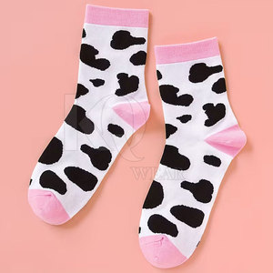Chaussettes décontractées confortables en coton respirant, séchage rapide, légères, design unisexe pour un usage quotidien et décontracté - Product Image 3