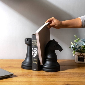Modern design cast aluminum knight and rook chess bookend set black <b>matte</b> finish decorative book holder classic chess piece - Product Image 3