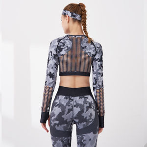 Ensemble de sport de haute qualité pour femmes, avec leggings froncés et soutien-gorge, taille élastique solide, pour le yoga, l'entraînement et la gym - Product Image 2