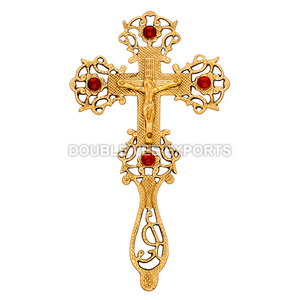 Cruz de pared de latón con piedra |   Crucifijo Católico Ornamentado con Piedras Rojas – DOUBLE VEE EXPORTS - Product Image 2