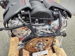 Moteur LS2 à vendre - Bloc long V8 6.0L testé, faible kilométrage, compression vérifiée, prêt à être expédié pour projets de remplacement dans le monde entier - Product Image 5