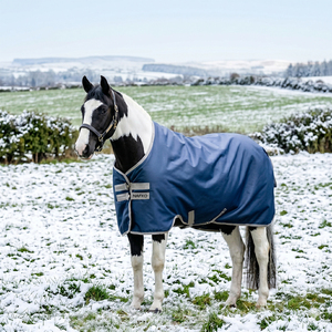 Couverture de cheval de luxe de haute qualité, respirante, légère, imperméable, en tissu ripstop, pour l'extérieur, ajustable - Product Image 1