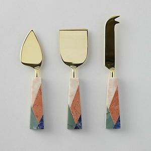 Coffrets de Couteaux à Fromage de Luxe Dorés, Design Personnalisé, Manches en Résine, Réutilisables, pour Mariages et Événements, Services de Table, Couteaux à Gâteaux et Pâtisseries, Ensembles Uniques - Product Image 1