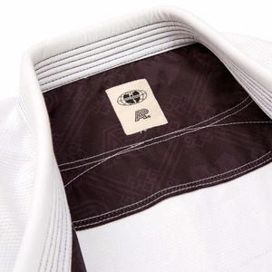 Kimono BJJ Clan White avec accents jaunes, logo au dos, coupe classique, unisexe, adulte, vêtements d'arts martiaux - Product Image 6