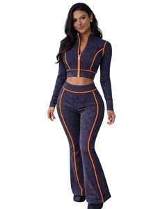 Conjunto de yoga de dos piezas azul marino personalizado para mujer, top corto con cremallera y pantalones acampanados de cintura alta con ribete en contraste, ropa deportiva para gimnasio, OEM personalizado - Product Image 1