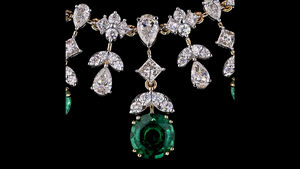 Conjunto de Collar de Plata para Novia con Diamantes Cultivados en Laboratorio y Piedras de Aspecto Esmeralda Verde |   Joyería nupcial de lujo - Product Image 5