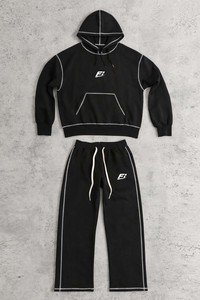 Ensemble de survêtement 2 pièces pour homme en coton, sérigraphié sur mesure, avec sweat à capuche et pantalon de jogging, style streetwear et surpiqûres contrastées - Product Image 4