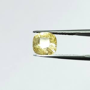 Saphir jaune naturel de 3,91 carats, taille coussin, provenant du Sri Lanka, pierres précieuses en vrac pour la fabrication de bijoux et de bagues, Ratti Chart 4.25 YCIN-214 - Product Image 4